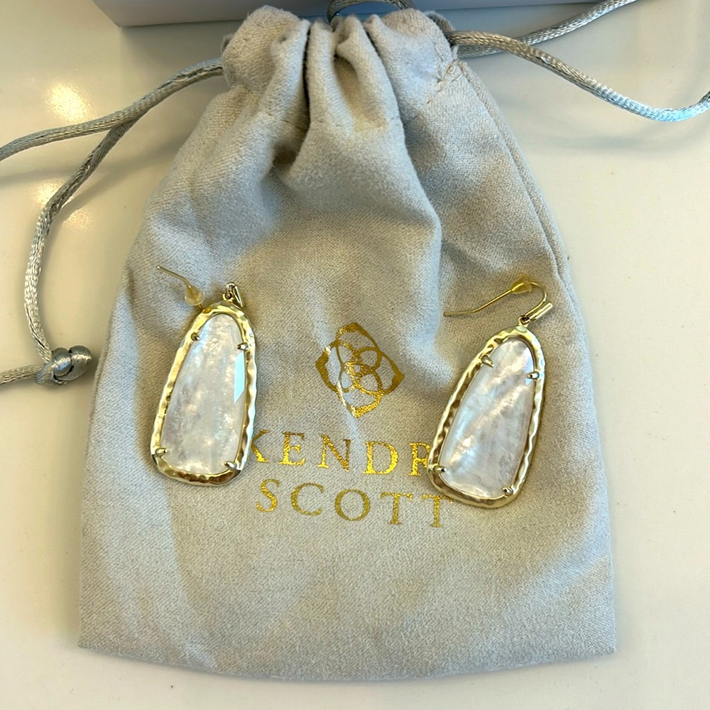 Kendra Scott Pendant Earrings - white/opal. Worn twice. With original bag